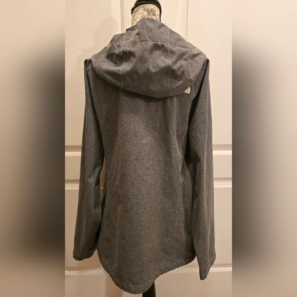 The North Face HyVent 2.5L Waterproof Gray Hooded Jacket XL - Picture 4 of 15